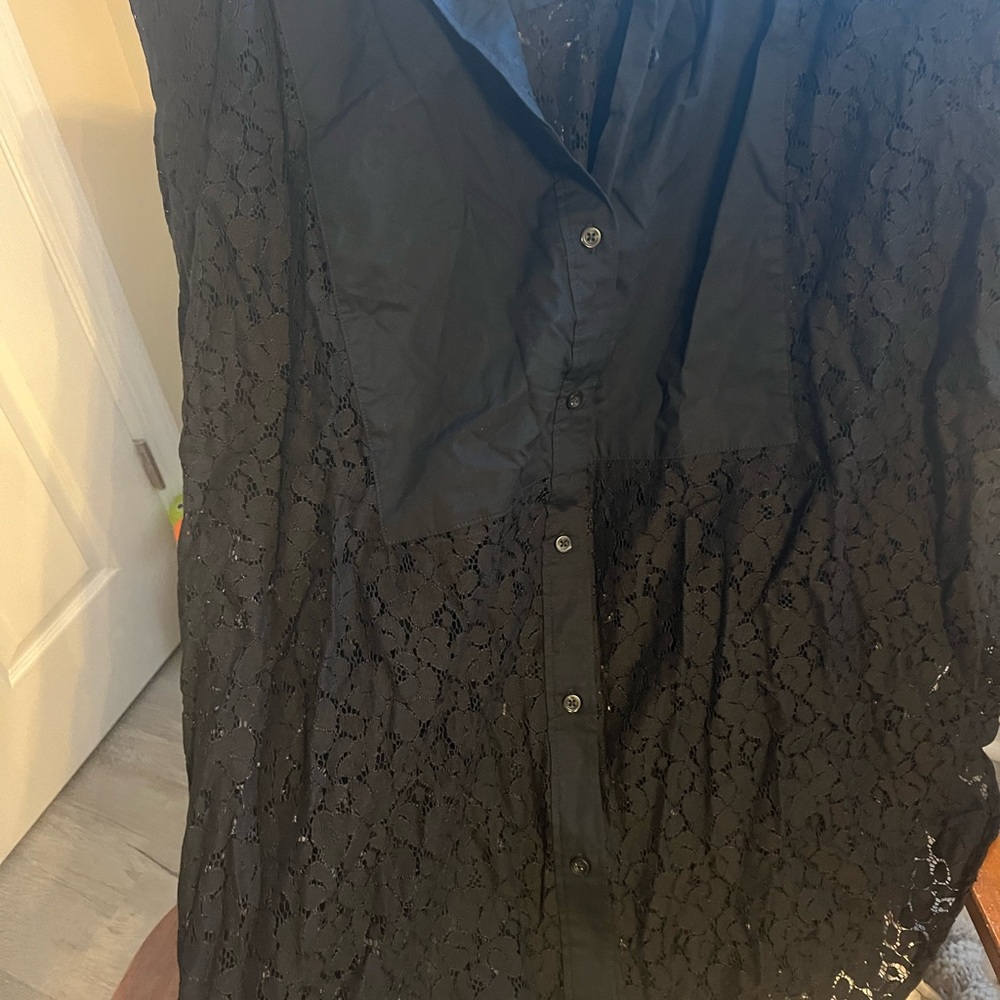 GAP Black Sheer Lace shirt - Picture 4 of 4